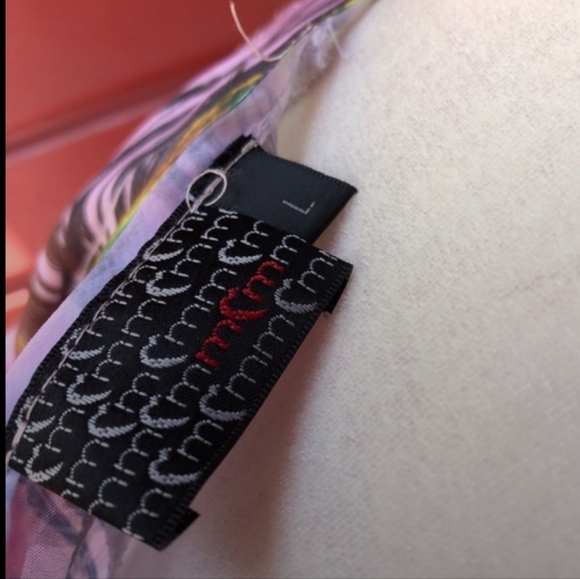 Shear Top Peacock Feather Design - Picture 2 of 7